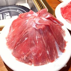 濟南大渝火鍋領秀城貴和店手切羊肉實探 肉質與口碑全解析